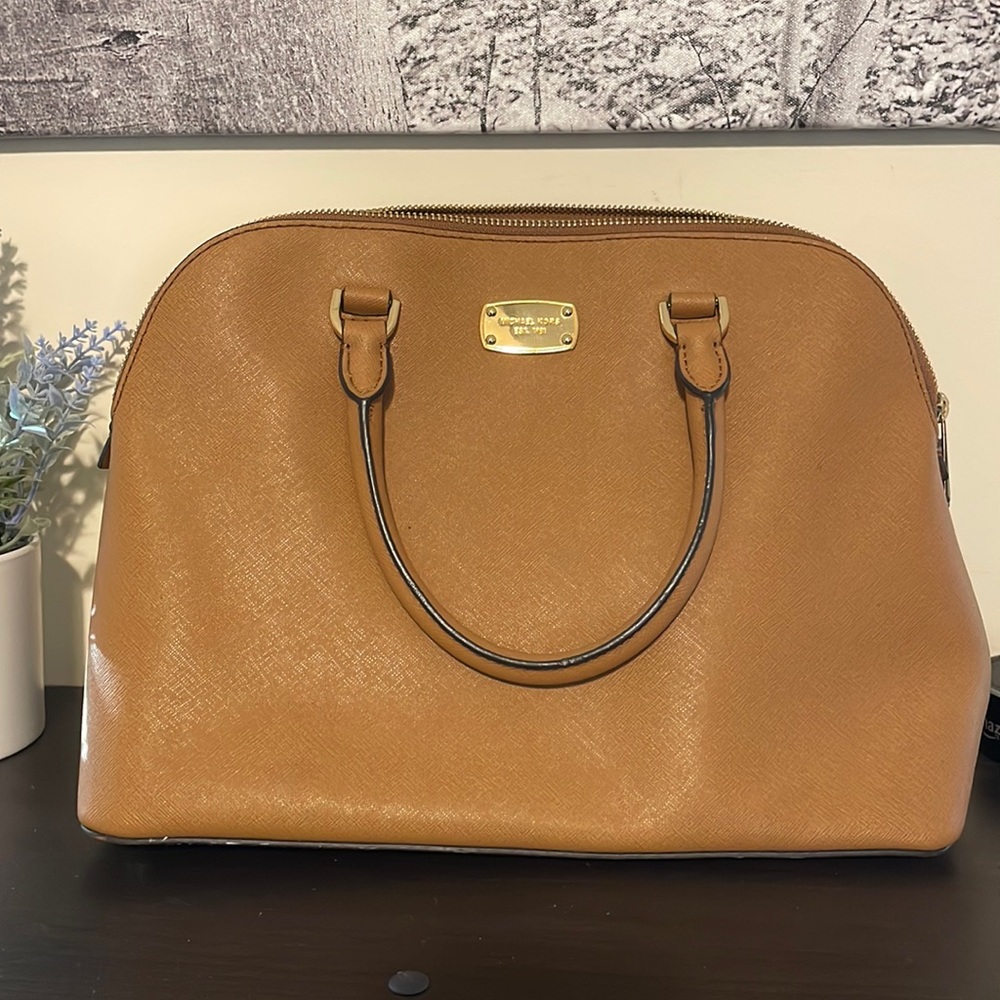 Michael Kors tan leather purse